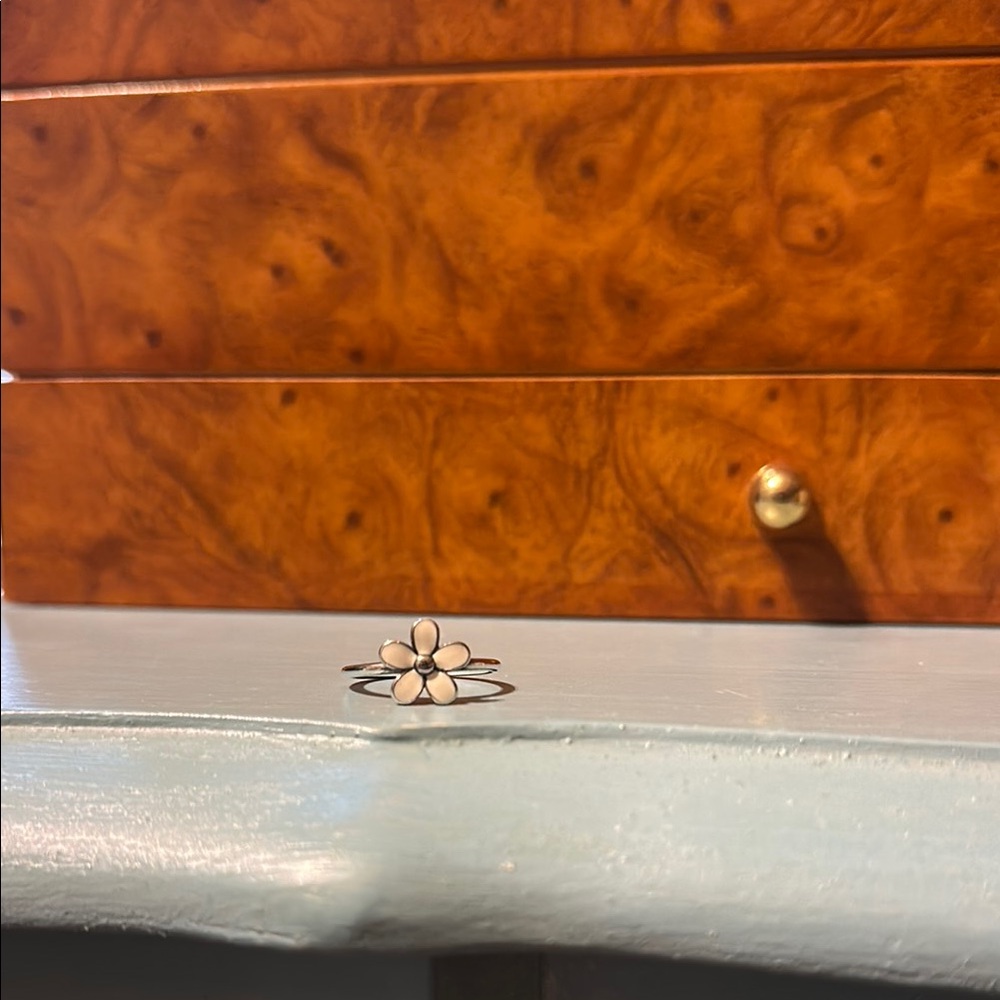 Pandora Daisy Flower Ring
